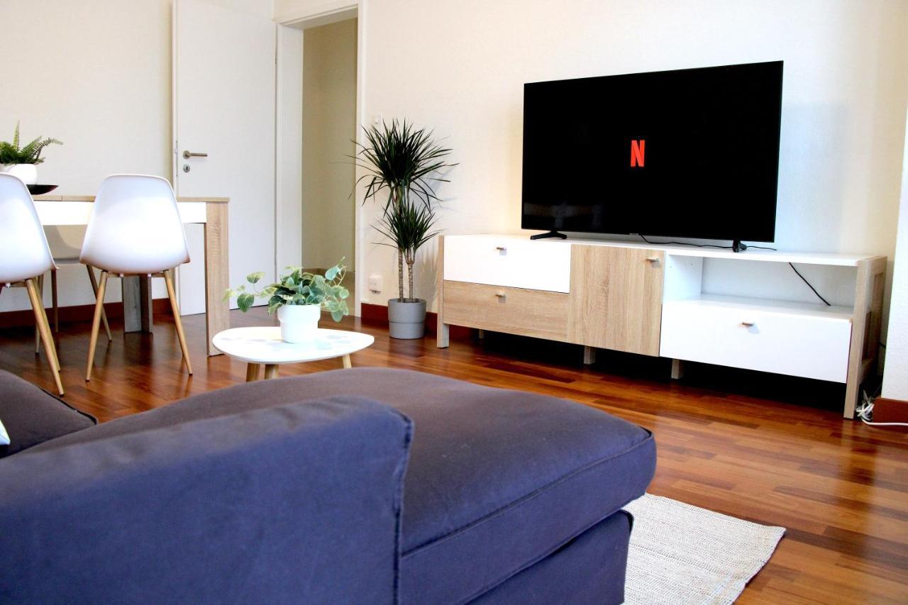 Cozy Apartment With Free Parking & Close To Lake Lugano Exterior foto